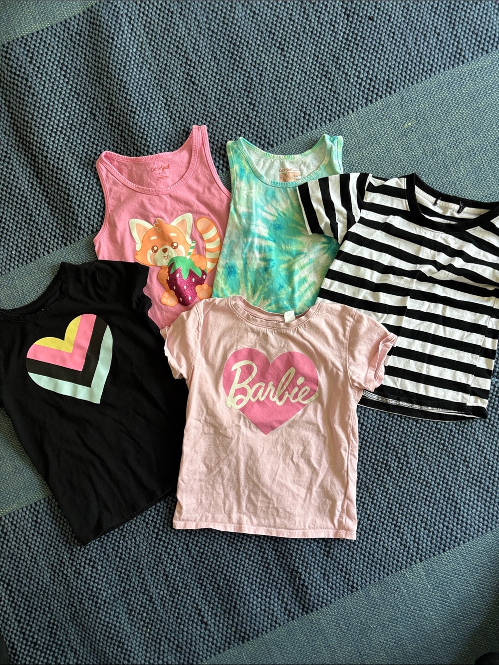 Girls t shirts and tanks! Size 6/7